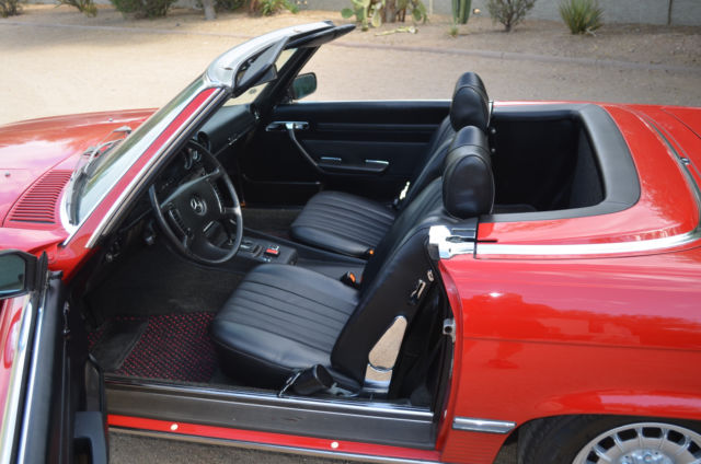 1972 Signal Red (568) Mercedes-Benz SL-Class Roadster