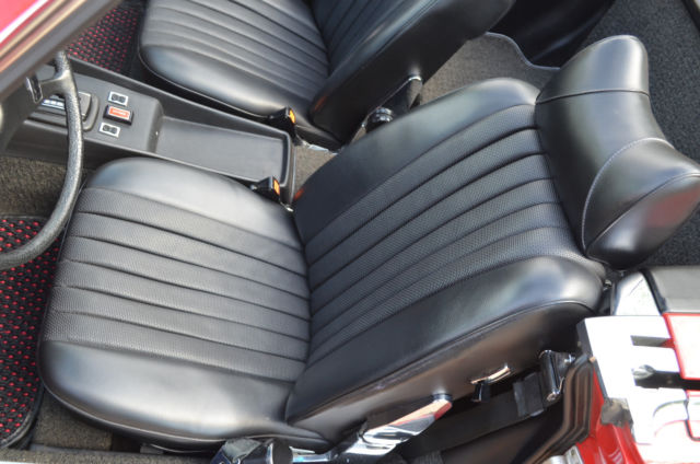 1972 Signal Red (568) Mercedes-Benz SL-Class Roadster