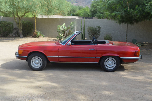 1972 Signal Red (568) Mercedes-Benz SL-Class Roadster