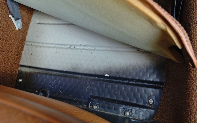 1971 Beige Gray Mercedes-Benz 200-Series Sedan