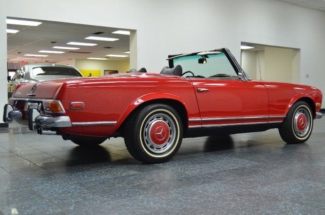 1971 -- Mercedes-Benz 200-Series --