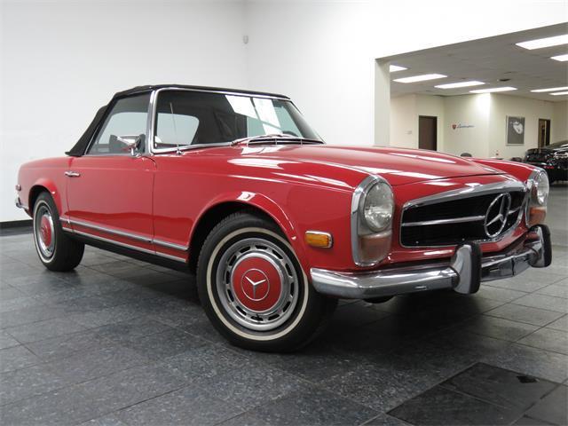 1971 Red Mercedes-Benz 200-Series 4D Sedan
