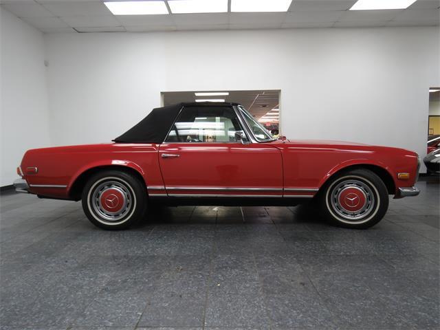 1971 Red Mercedes-Benz 200-Series 4D Sedan