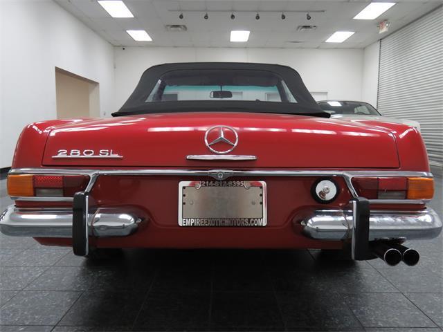 1971 Red Mercedes-Benz 200-Series 4D Sedan