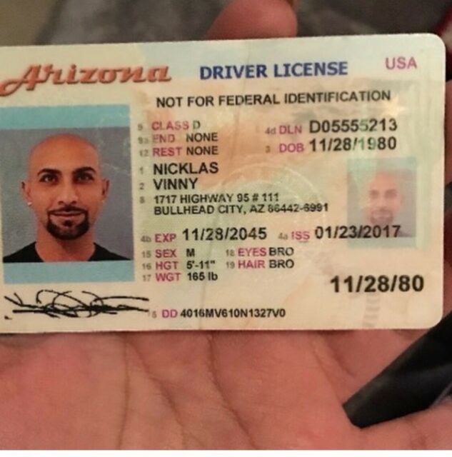 1971 White Mercedes-Benz 200-Series Convertible