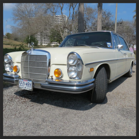 1971 Mercedes-Benz 300-Series