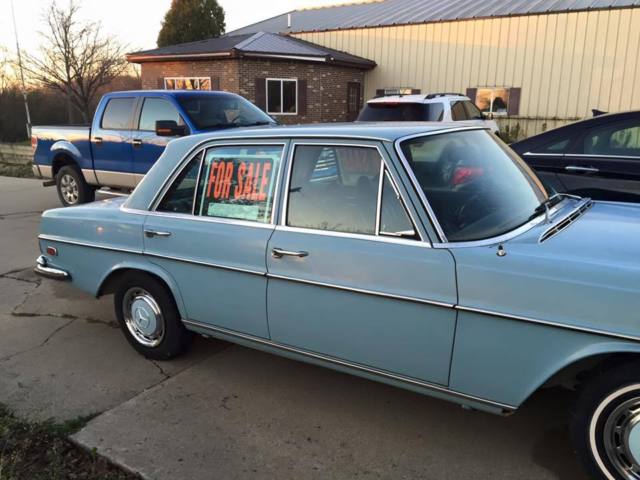 1971 Blue Mercedes-Benz S-Class Sedan