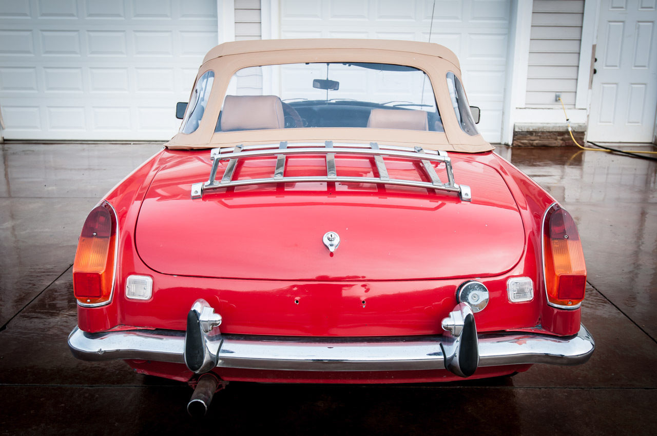 1971 Red MG MGB Convertible