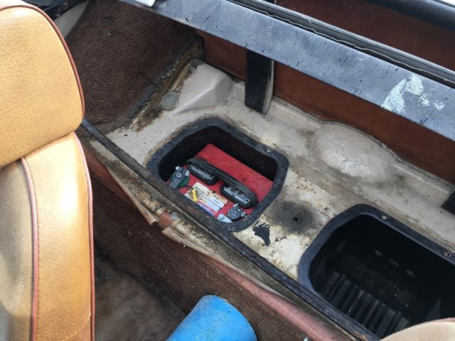 1971 Tan MG MGB Convertible