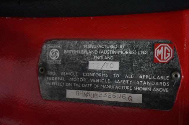 1971 Red MG MGB Convertible