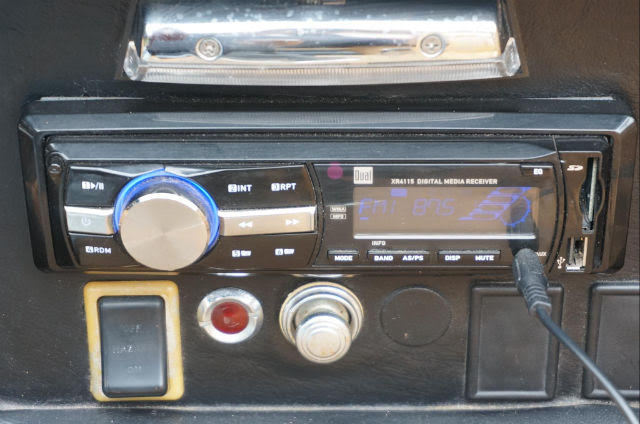 1971 Red MG MGB Convertible