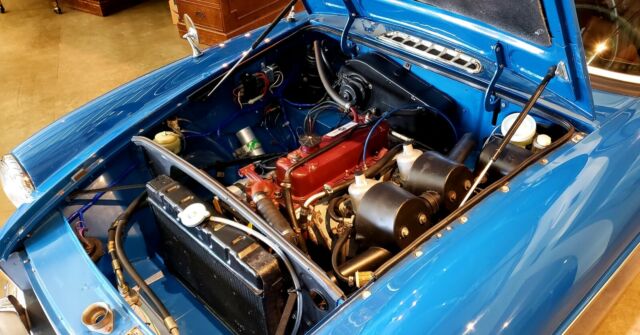 1971 Blue MG MGB