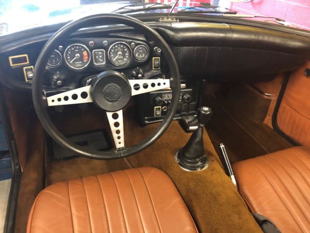 1971 Blue MG MGB Convertible