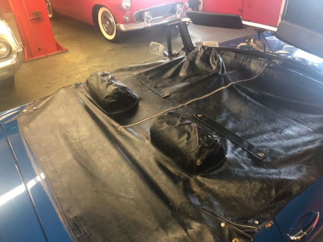 1971 Blue MG MGB Convertible