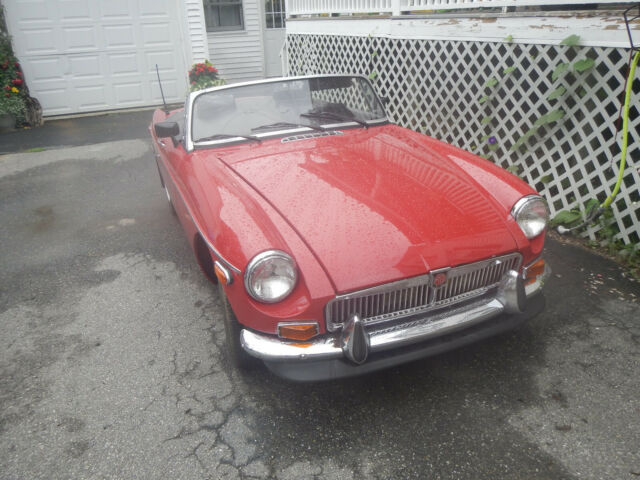 1971 red MG MGB Convertible