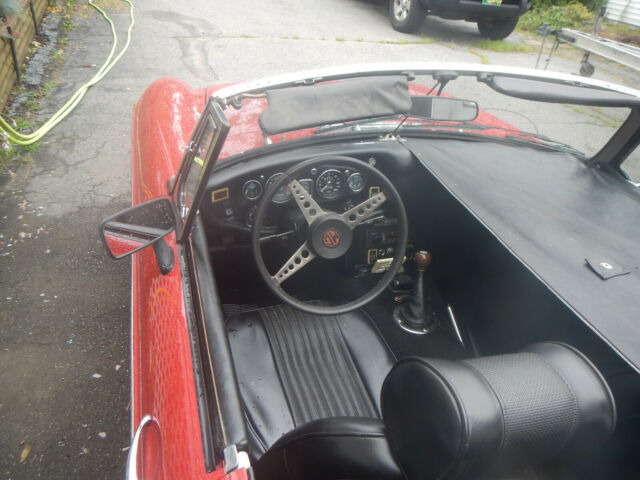 1971 red MG MGB Convertible