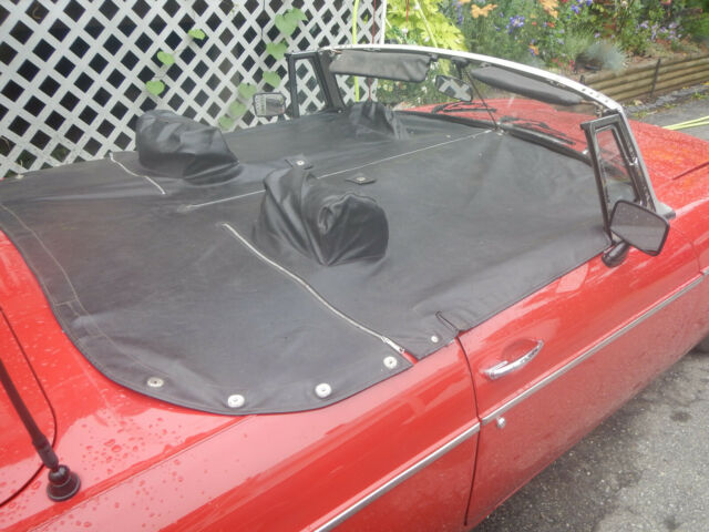 1971 red MG MGB Convertible