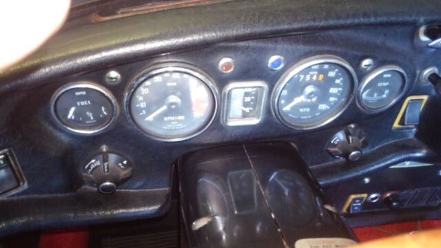 1971 Red MG MGB Coupe