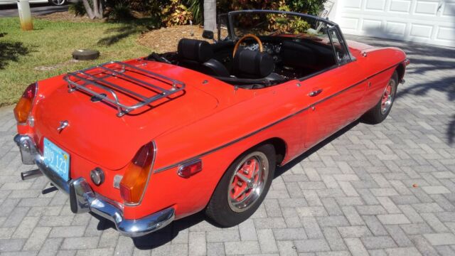 1971 Red MG MGB Coupe