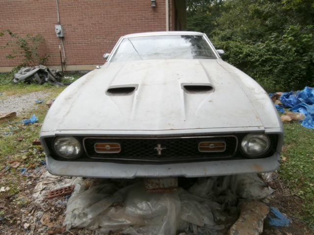 1971 Silver Ford Mustang Fastback