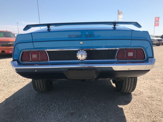 1971 Blue Ford Mustang