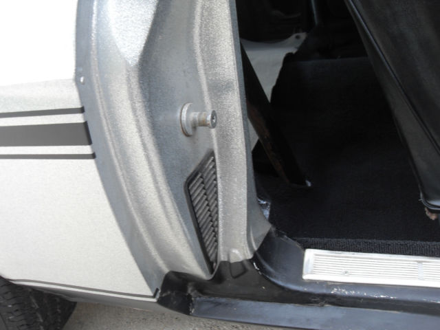 1971 silver Ford Mustang Fastback