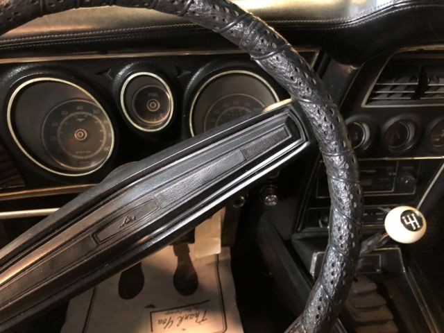 1971 Yellow Ford Mustang Coupe