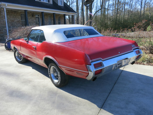 1971 Red Oldsmobile 442 Convertible
