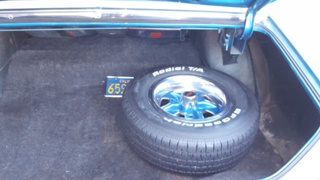 1971 Blue Oldsmobile Cutlass Coupe