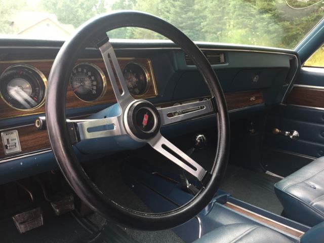 1971 Silver Oldsmobile 442