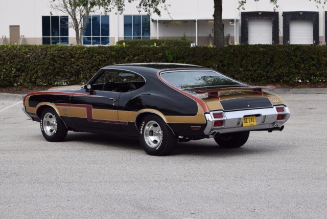 1971 Black Oldsmobile 442 Coupe