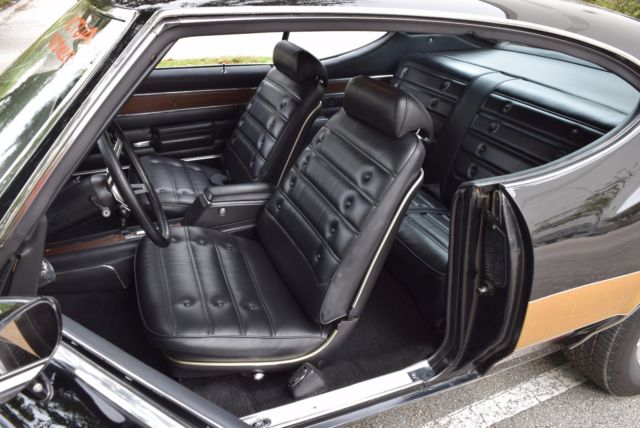 1971 Black Oldsmobile 442 Coupe