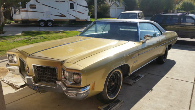 1971 Gold Oldsmobile Eighty-Eight Coupe