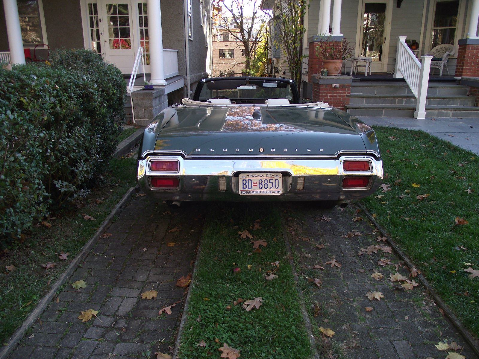 1971 Green Oldsmobile Cutlass U/K