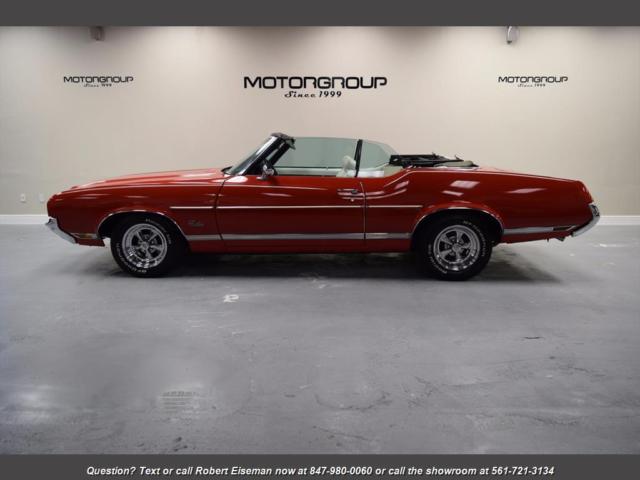 1971 Red Oldsmobile Cutlass --