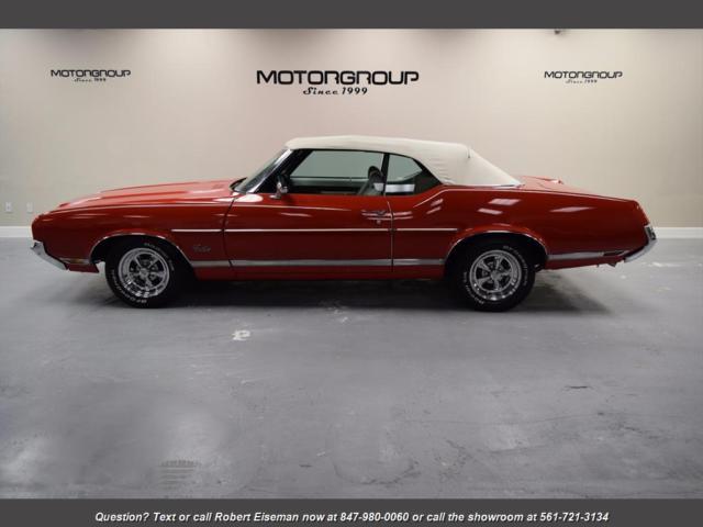 1971 Red Oldsmobile Cutlass --