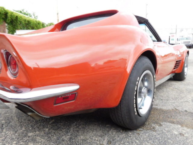 1971 Orange Chevrolet Corvette Coupe