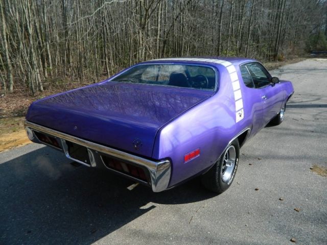 1971 Plum Crazy Plymouth Road Runner
