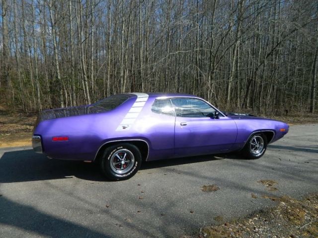 1971 Plum Crazy Plymouth Road Runner