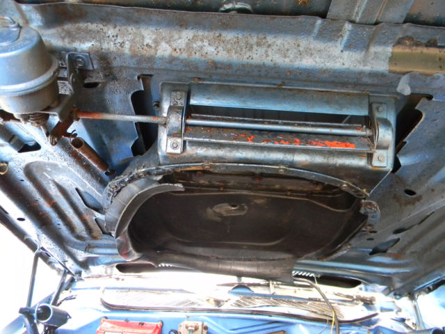 1971 blue Plymouth Road Runner Coupe