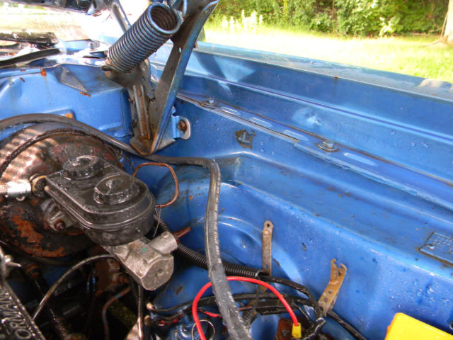 1971 blue Plymouth Road Runner Coupe