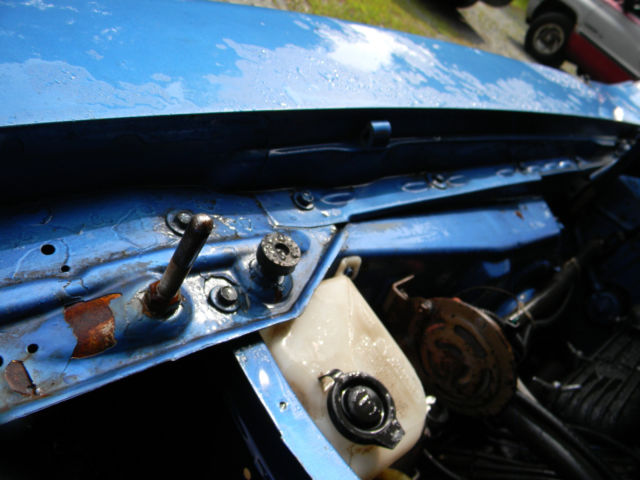 1971 blue Plymouth Road Runner Coupe