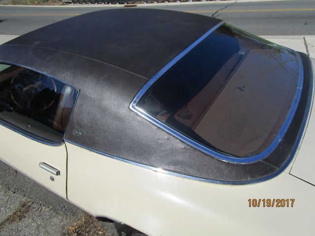 1971 Sandalwood Pontiac Firebird Coupe