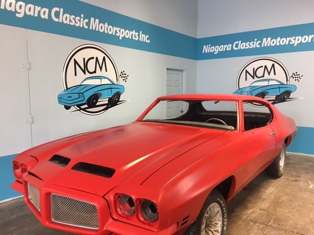 1971 Cardinal Red Pontiac GTO Coupe