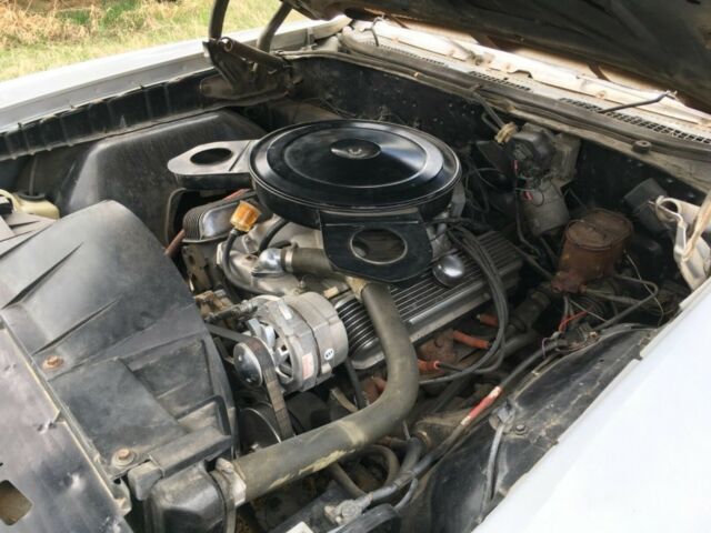 1971 Silver Pontiac GTO Coupe