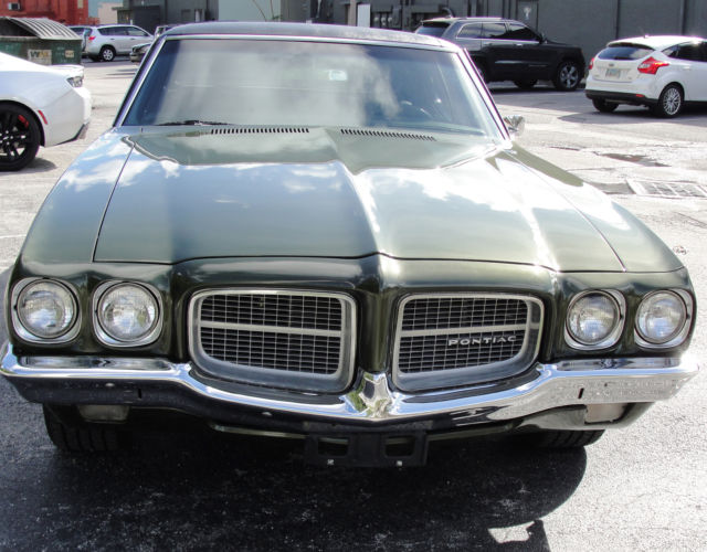 1971 Green Pontiac GTO Coupe