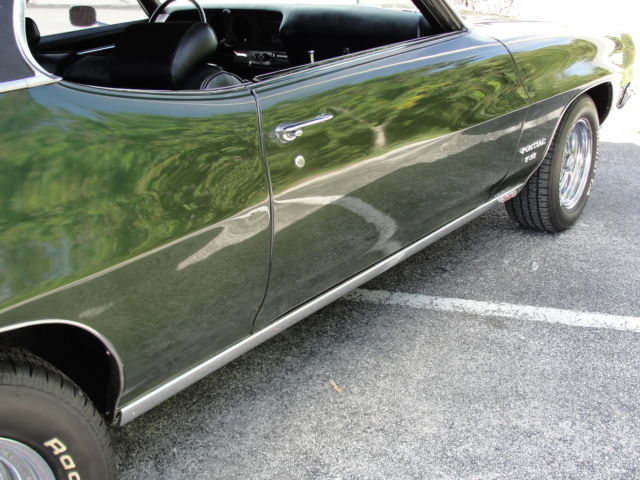 1971 Green Pontiac GTO Coupe