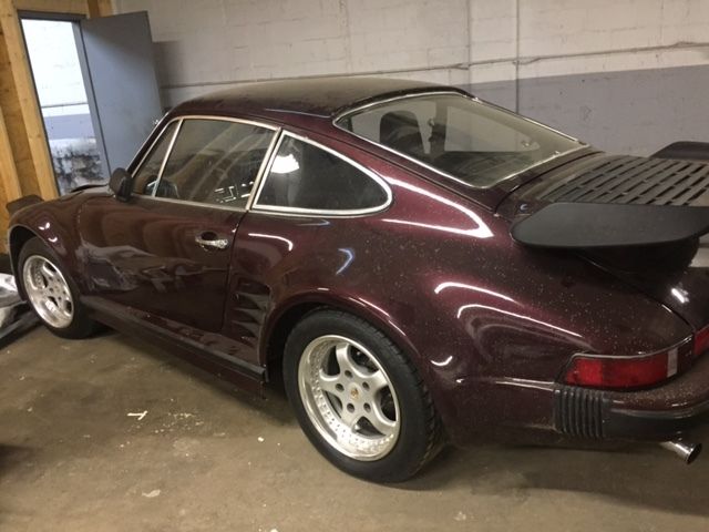 1971 Burgundy Porsche 911 Coupe