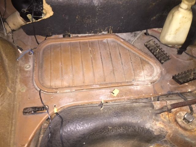 1971 Burgundy Porsche 911 Coupe