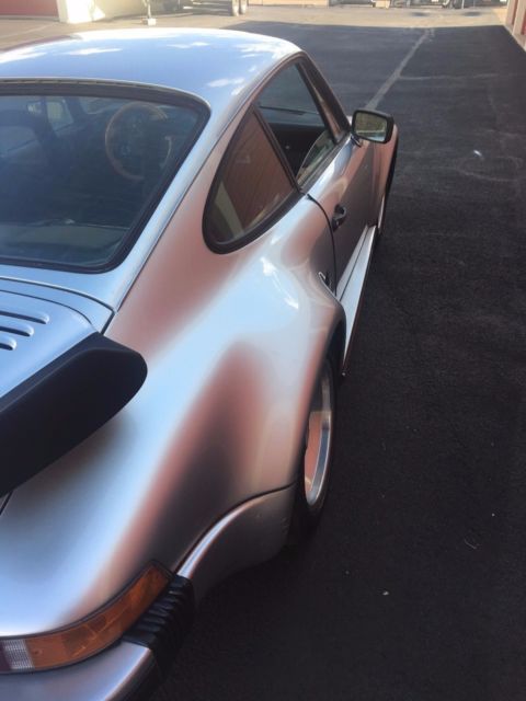 1971 Silver Porsche 911 Coupe